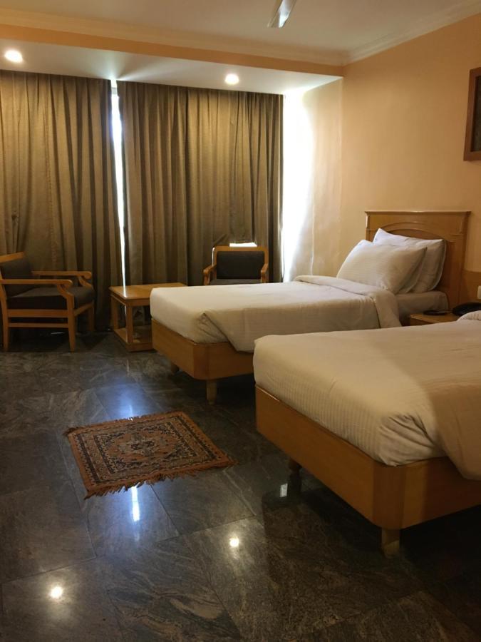 Asr Guesthouse Tirupati Buitenkant foto