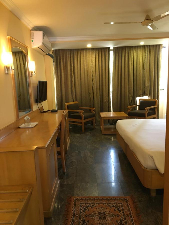 Asr Guesthouse Tirupati Buitenkant foto